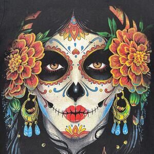 Day of Dead Black La Catrina Mexican T-shirt sz Small Artsy vibrant goth
